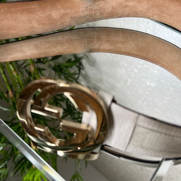 Gucci white belt